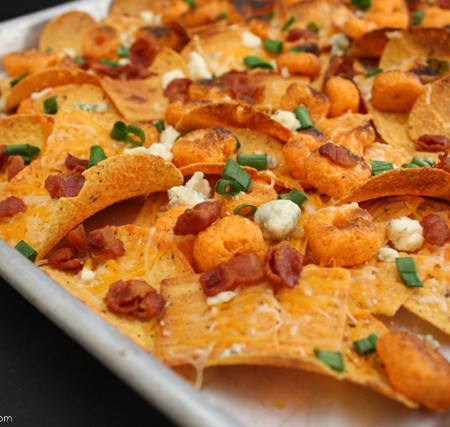 Quick and easy cheez-it nachos - Rae Gun Ramblings